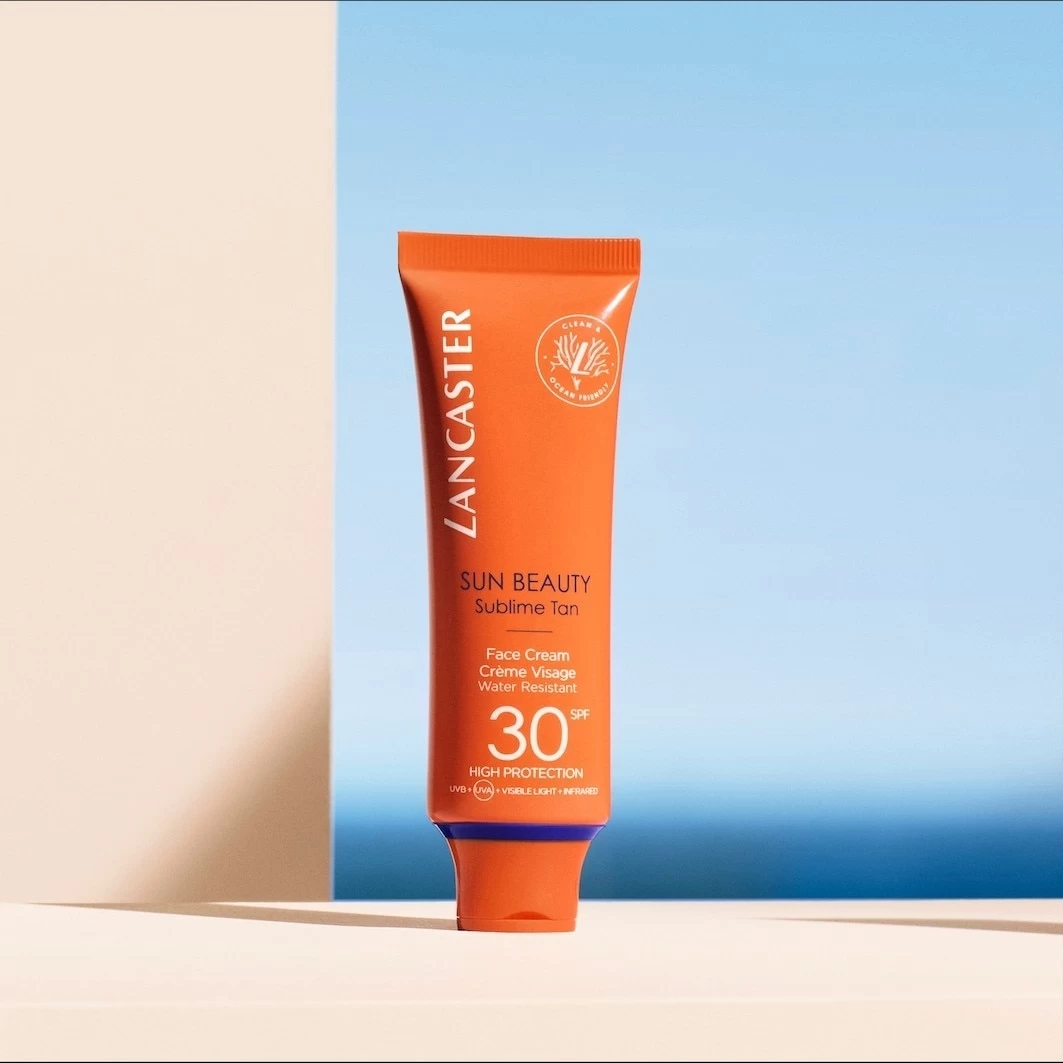 Lancaster Sun CareFace Cream SPF30 5 Lancaster Sun CareFace Cream SPF30 - Afbeelding 5