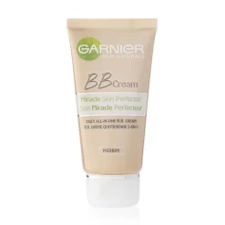 Garnier Skin NaturalsBB Cream Classic Medium 5-in-1 Dagverzorging - 50ml