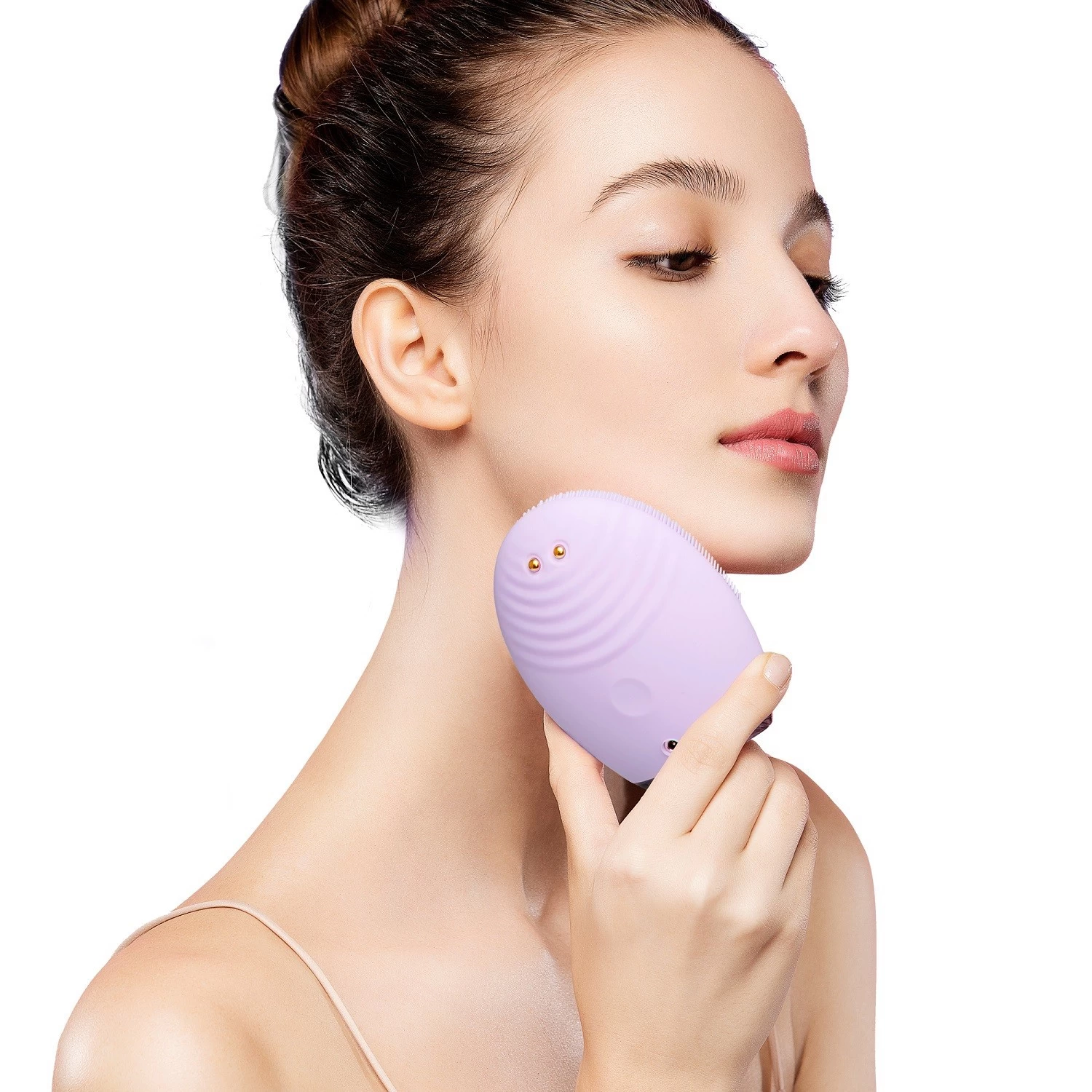 FOREO LUNA™3 Plus Thermische Gezichtsreinigingsapparaat Voor Gevoelige Huid Met Microstroom 4 FOREO LUNA™3 Plus Thermische Gezichtsreinigingsapparaat Voor Gevoelige Huid Met Microstroom - Afbeelding 4